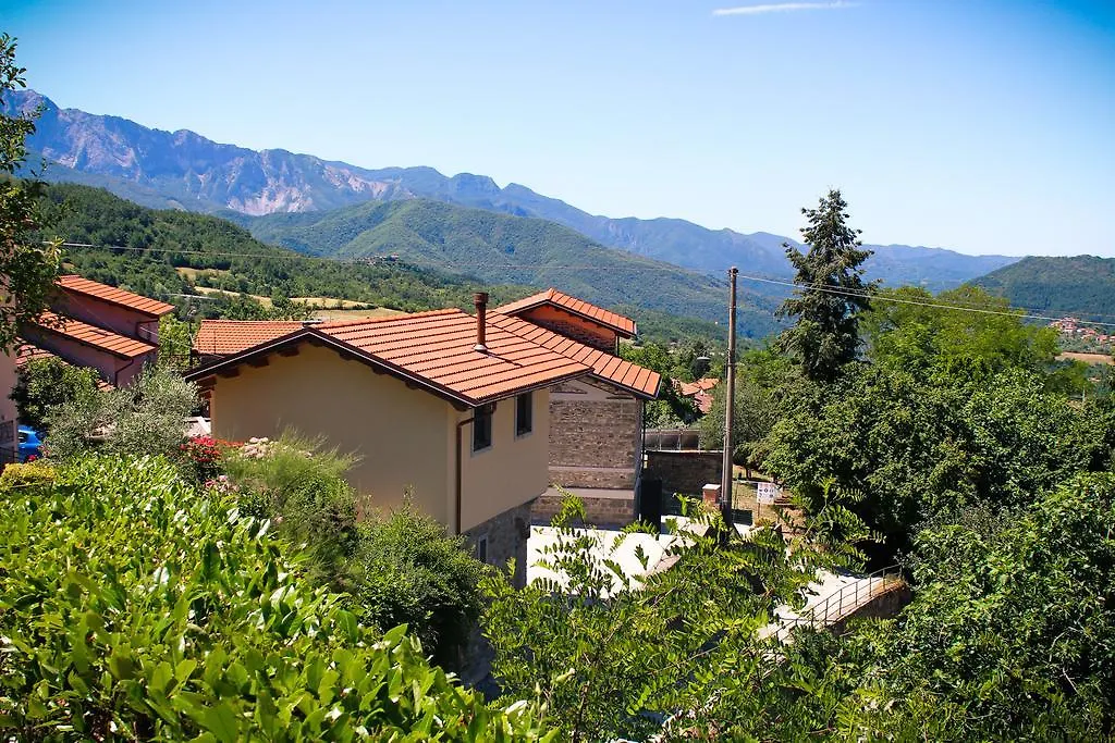 Appartamenti Ca' De Riccio Regnano  0*, Regnano (Massa-Carrara)