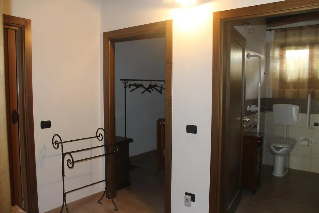 Apartment Appartamenti Ca' De Riccio Regnano