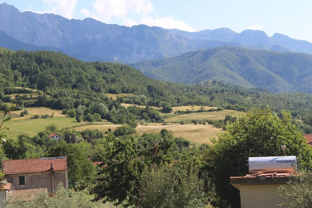 Appartamenti Ca' De Riccio Regnano  Italy